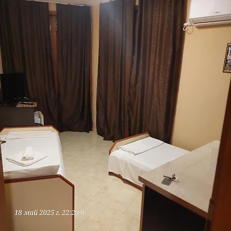 Апартаменты Hristovi & *