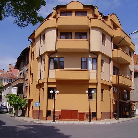 Hristovi & *